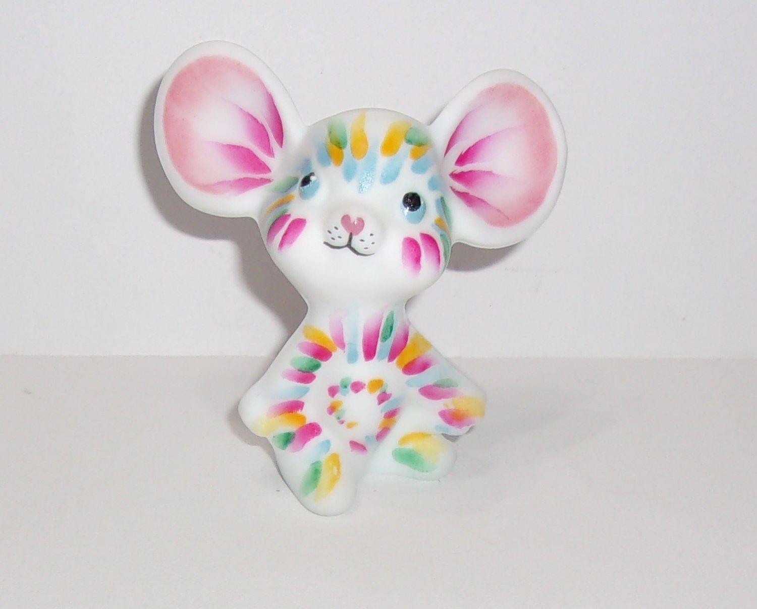 Fenton Glass Tie Dye Dyed Colorful Mouse Figurine Ltd Ed #70/131 JK Spindler