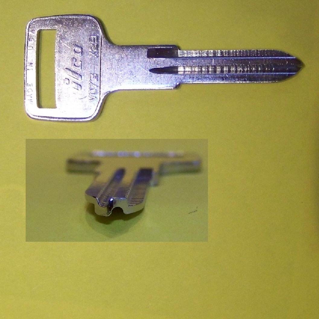 Key Blank Volvo 73-76, MG 78-81, Delorean X29 V073