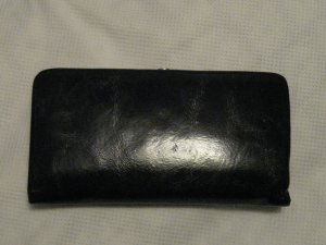 black wallet