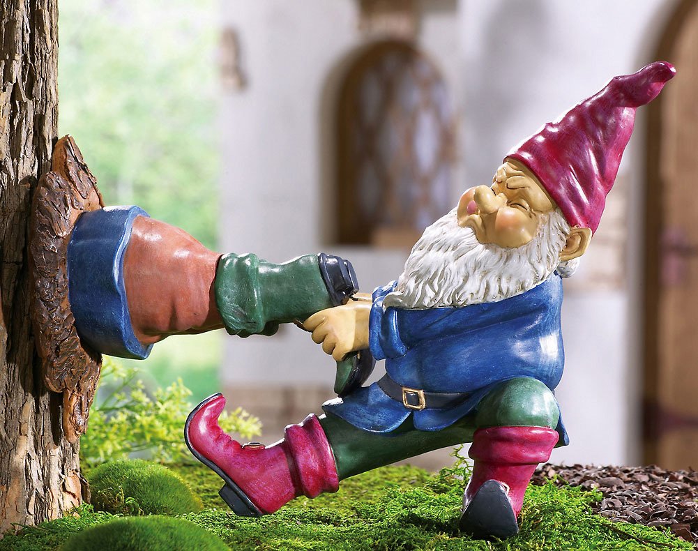 gnome-stuck-in-tree-tree-decor
