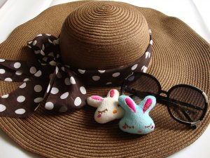 Classical XL Wide Brim Floppy Sun Hat Summer Beach (Chocolate) with free Ribbon + free ship