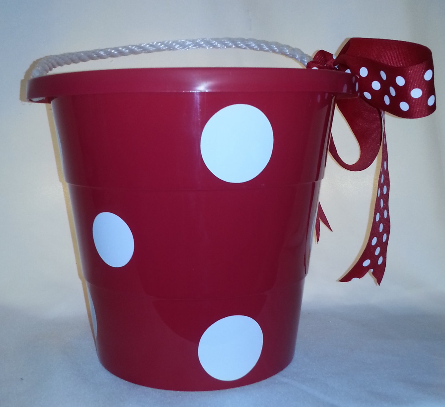 minnie mouse sand bucket