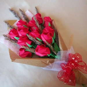 Origami Roses Bouquet with Dried Flower Red Paper Gift Crafts