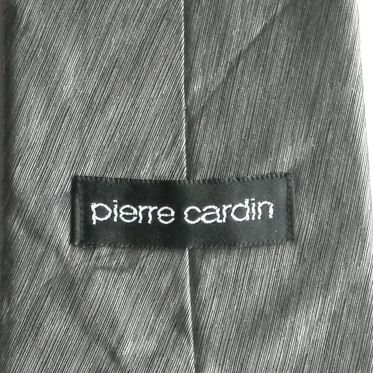Pierre Cardin Silver Gray Art Deco Design 100% Silk Necktie Tie