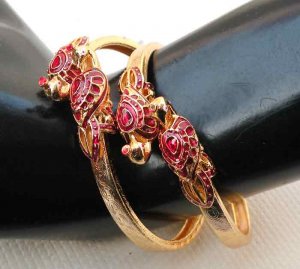 INDIAN POLKI DESIGNER GOLD FINISH PEACOCK MEENA BANGLE KADA BRACELET PAIR AC86