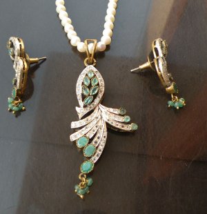 Antique Sterling Silver Style Gemstone Pendant Set with earring SIG54E