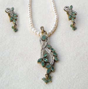 Antique Sterling Silver Style Gemstone Pendant Set with earring SIG50E