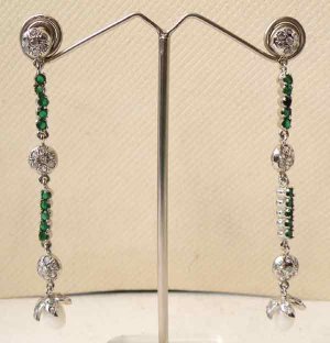 2 PC SILVER TONE LONG VICTORIAN AMERICAN AD EMERALD PEARL DESIGNER EARRINGS 178