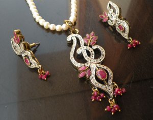 Antique Sterling Silver Style Gemstone Pendant Set with earring SIG55R