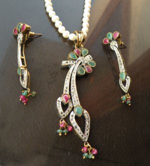Antique Sterling Silver Style Gemstone Pendant Set with earring SIG53M