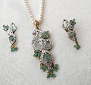 Antique Sterling Silver Style Gemstone Pendant Set with earring SIG56E