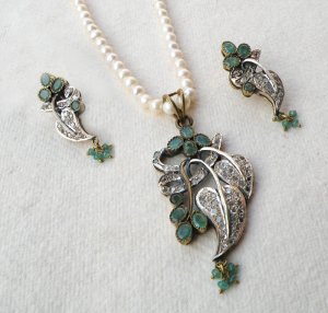 Antique Sterling Silver Style Gemstone Pendant Set with earring SIG57E