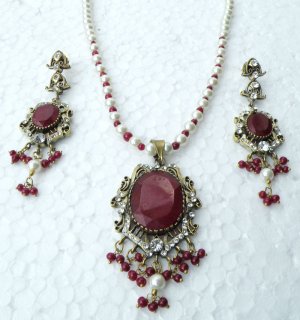 SUPERB! 3 PC VICTORIAN DESIGNER SIMULATED CZ RUBY PENDANT NECKLACE SET VJ318