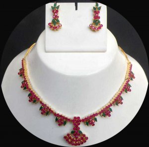 BELLYDANCE DESIGNER FS EHS PREMIUM GOLDTONE RUBY EMERALD NECKLACE EARRING RE139
