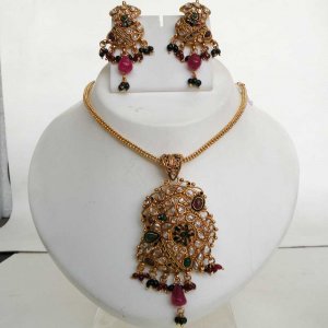 UNIQUE INDIAN POLKI JEWELRY SET GOLDTONE RUBY GEMSTONE PENDANT NECKLACE 3PC fp33
