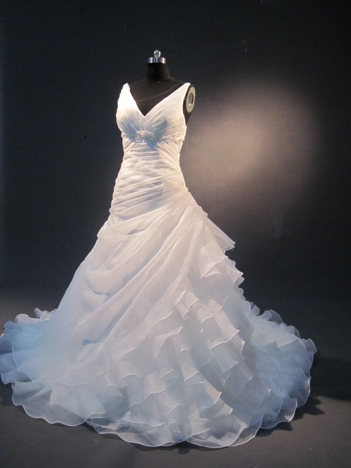 sexy V neck organza real sample wedding gown IMG1604