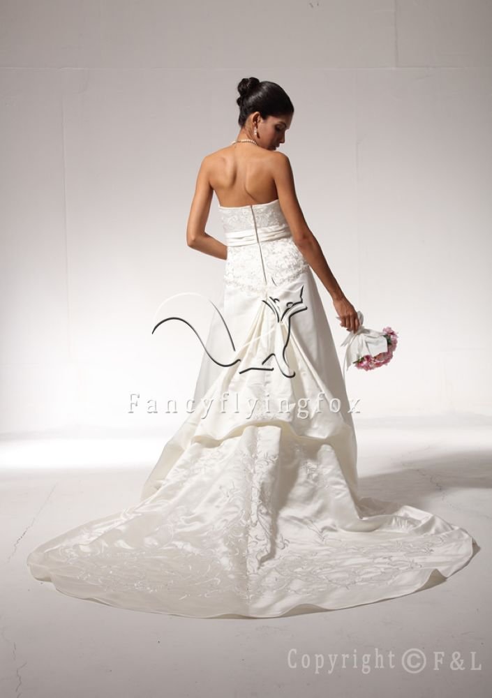 strapless a line