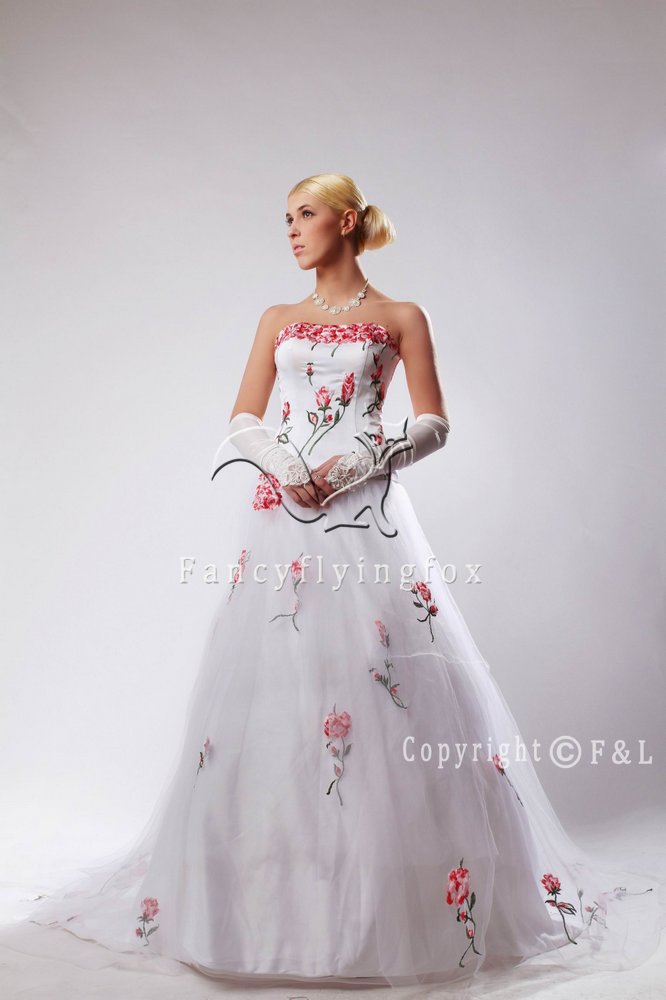 Embroidered Bridal Gown with 3D Floral 7WG9859