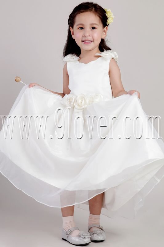 cute v-neck tulle a-line floor length flower girl dress IMG-2027