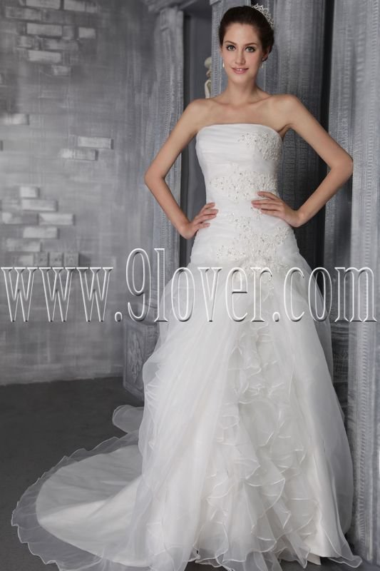 exclusive organza strapless a-line floor length wedding dress IMG-2623