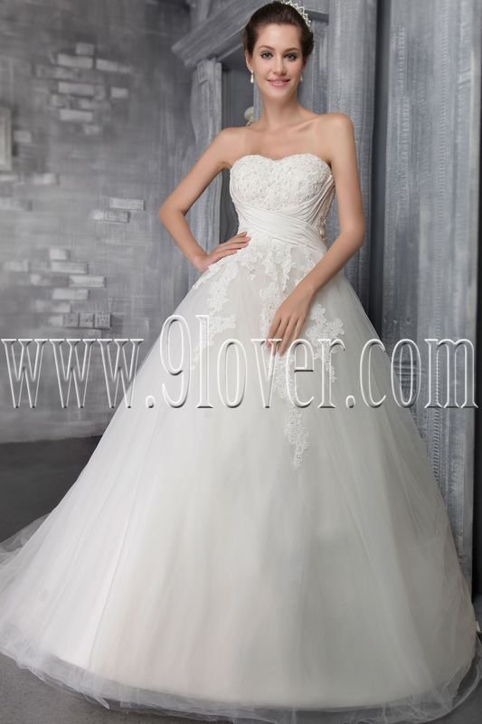 exclusive white organza strapless ball gown floor length wedding dress with beaded bust IMG-2716