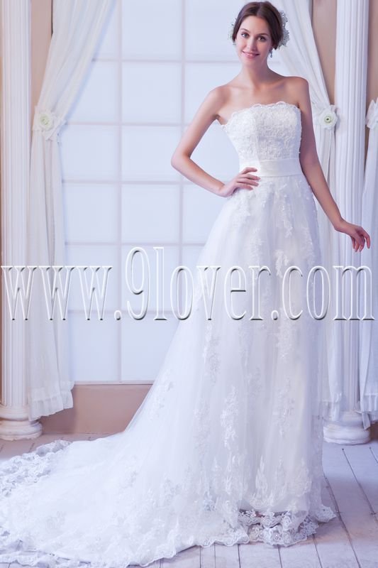 stunning strapless a-line floor length tulle wedding dress with appliques IMG-7872