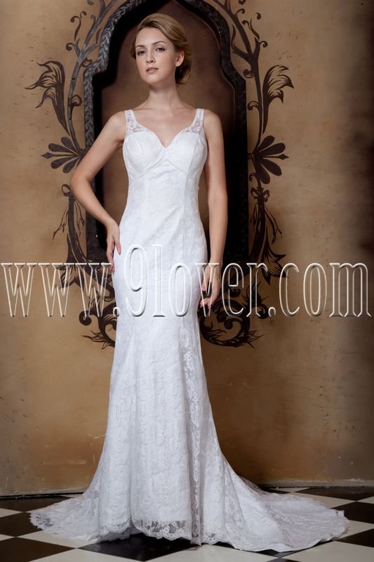 vintage v-neckline white lace a-line floor length wedding dress IMG-1637