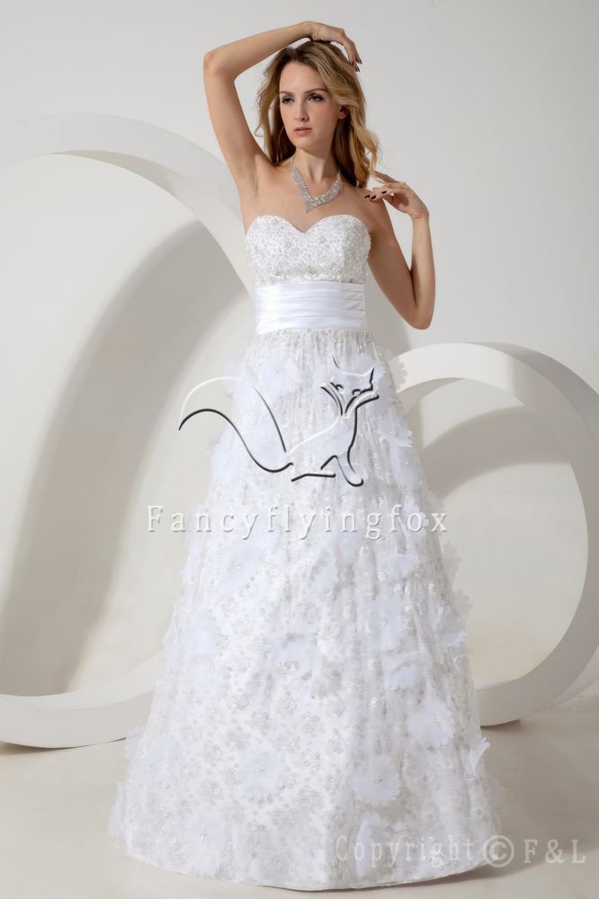 white lace sweetheart neckline a-line floor length wedding dress IMG-1794