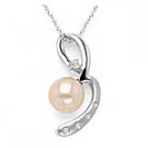 18K White Gold Diamond/Pearl Pendant with Chain