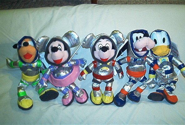 NWT DISNEY SPACEMAN 5 CHARACTER SET