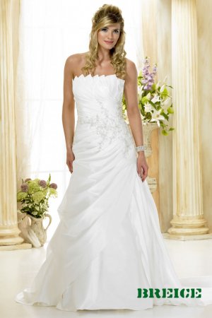 Custom made A-line wedding dresses 2011 AD011