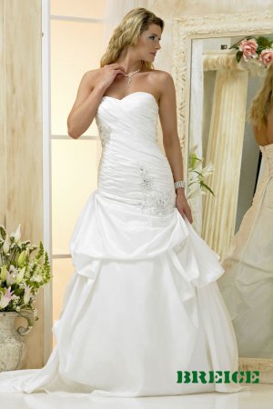 Custom made A-line wedding dresses 2011 AD014