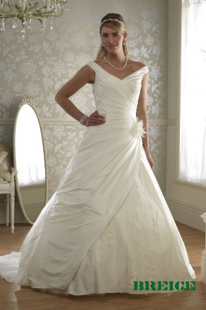Custom made A-line wedding dresses ADW266