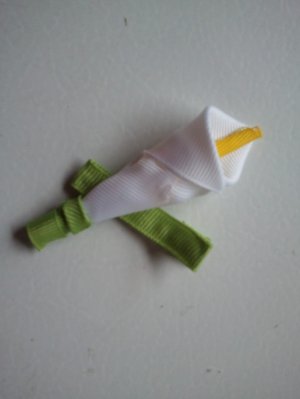 Lily Bud Clippie