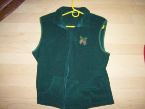 Vest Green w Acorn Design BNK139