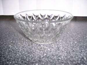 Decorated Glass 5"x3" Tapered Serving Bowl BNK396
