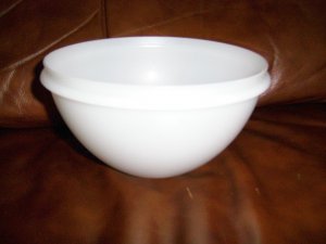 White Plastic Bowl 7X4  BNK433