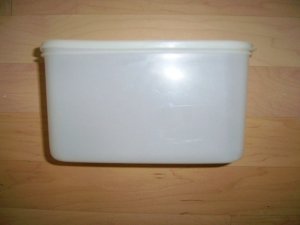 Freezette 9x7x5 w Cover Storage Bin BNK422