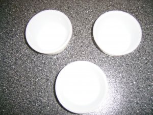 Set Of Three Small Serving Bowls BNK441