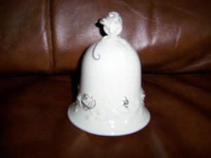 Lenox Hand Crafted Bell w Ringer 3x5 BNK482