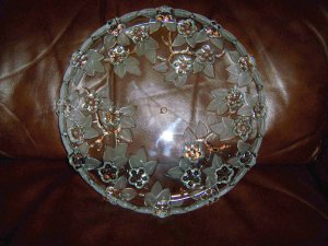 Serving Plate with  Decorative  Designs BNK662
