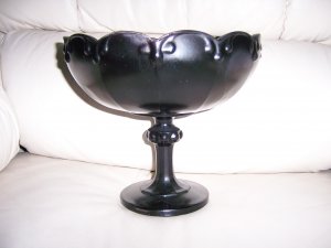 Onyx Glass Pedistal Dish BNK666