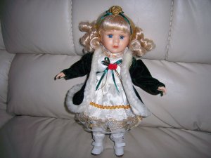 Sonja  Blonde 15" Doll  BNK846