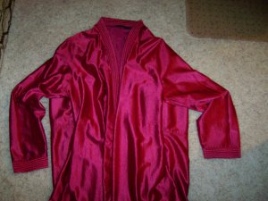 Ladies Ruby Red Housecoat  Size 10 BNK890