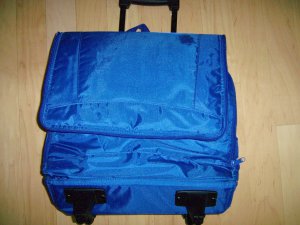 Hot/Cold Travel Pack w Wheels & Handle BNK1106