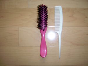 Hair Brush & Comb  BNK1116
