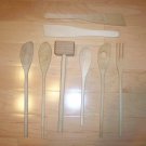 8 Pc Set Wood Utensils  BNK1161