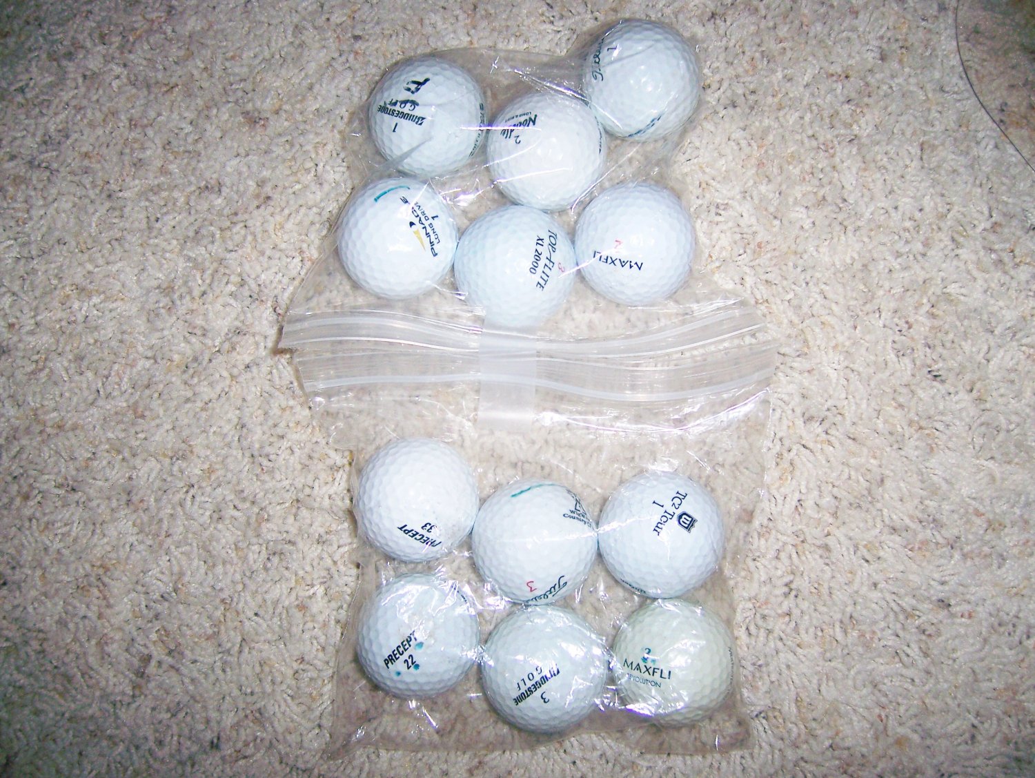 Golf Balls Slightly Used 12 Assorted Top Name BallsBNK1225