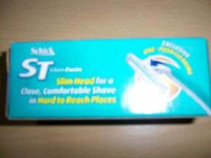 Schick Slim Trim Razor Unisex  BNK1272