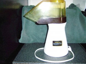 Electric pop Corn popper w Butter Dish  BNK1349